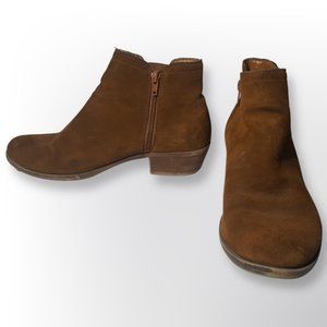 BROWN Leather/Textile Upper / Ankle Boots SIZE 9